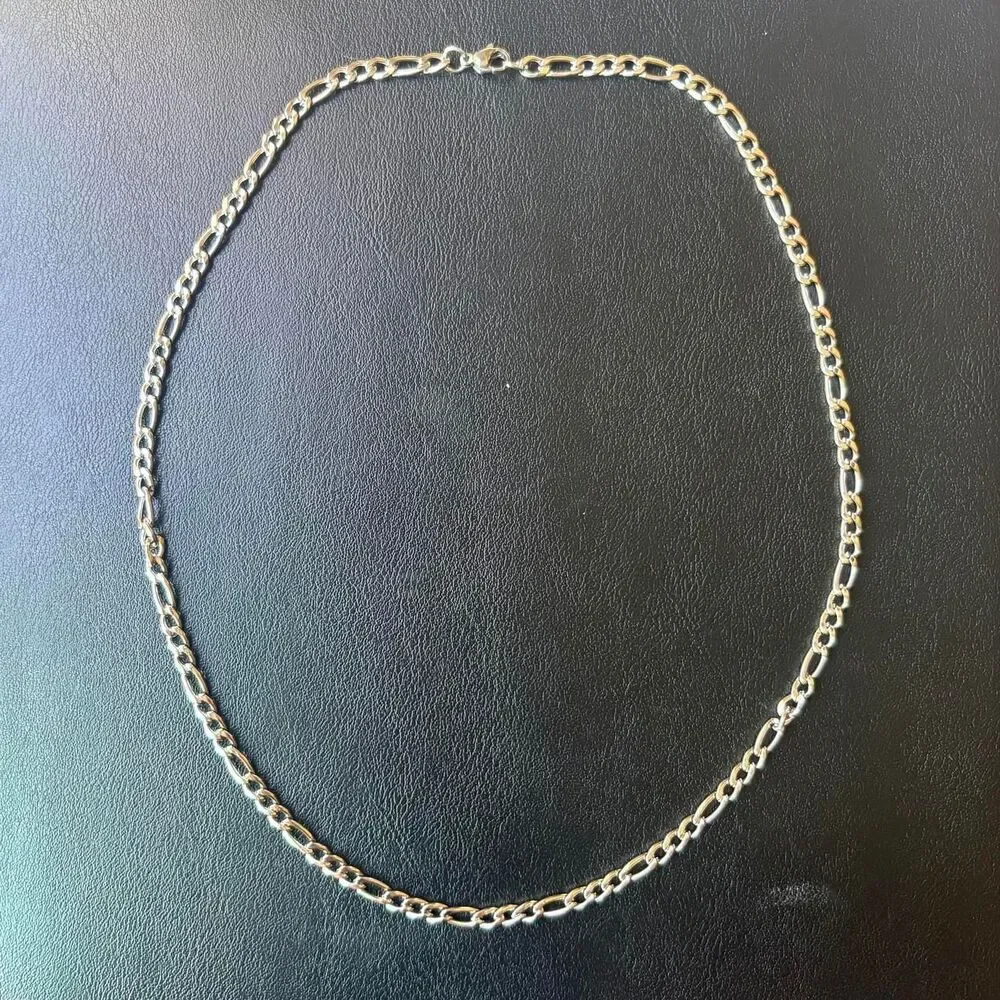 Source Unknown silver figaro